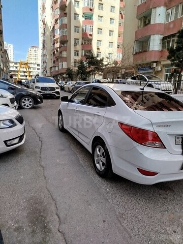 Hyundai Accent 2016, 216,122 km - 1.6 l - Bakı