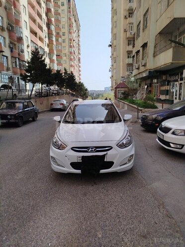 Hyundai Accent 2016, 216,122 km - 1.6 l - Bakı