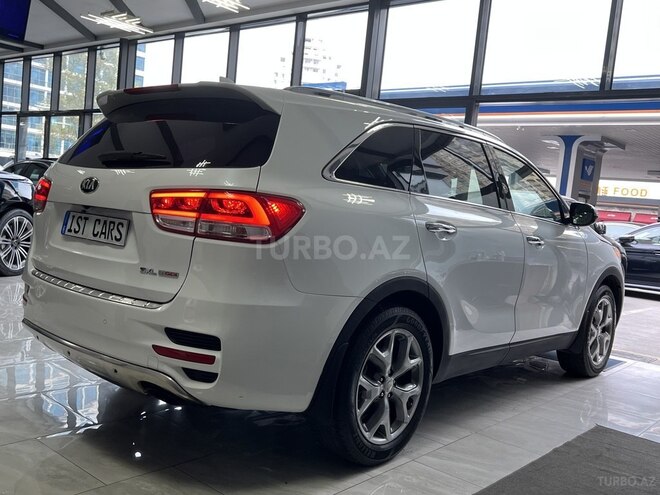 Kia Sorento-9