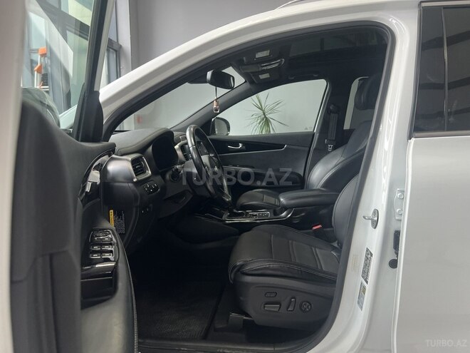 Kia Sorento-15