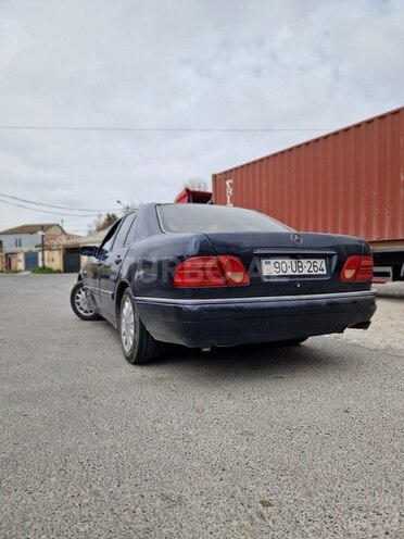 Mercedes E 200 1997, 441,200 km - 2.0 l - Bakı