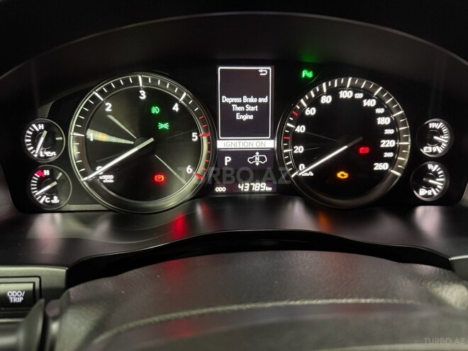 Lexus LX 450d 2018, 43,500 km - 4.5 л - Bakı