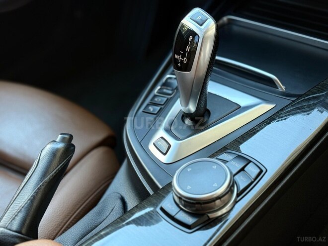 BMW 330e 2016, 181,200 km - 2.0 l - Bakı