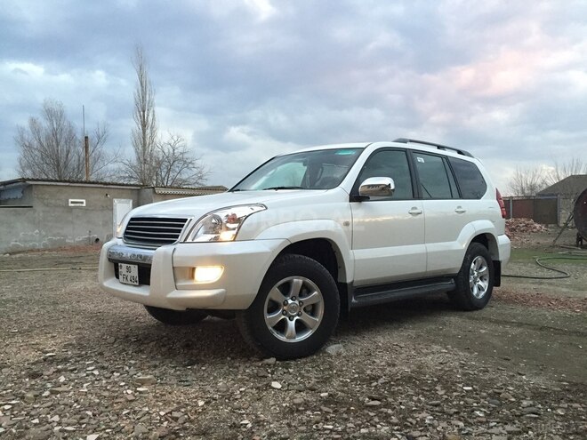 Toyota Land Cruiser Prado 2008, 110,847 km - 4.0 l - Neftçala
