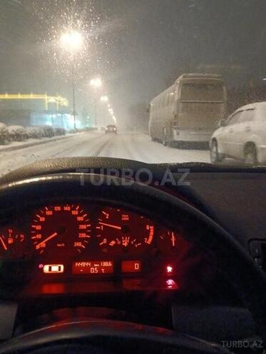 BMW 318 2002, 146,000 km - 2.0 l - Sumqayıt