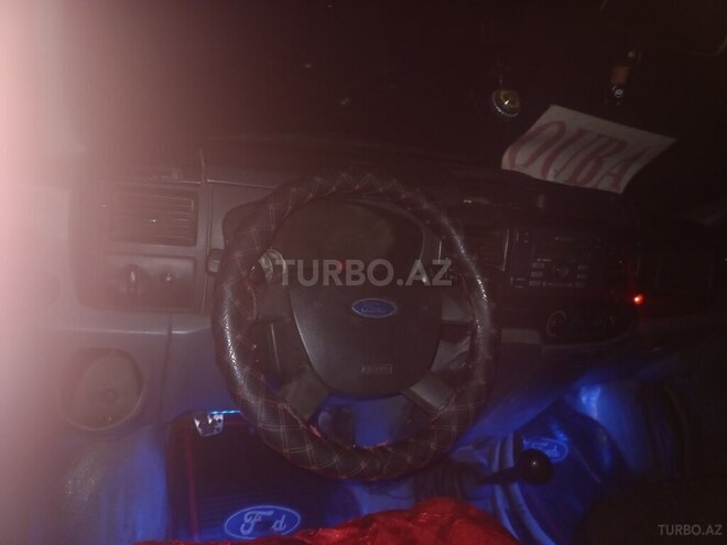 Ford Transit 2008, 500,000 km - 2.5 l - Quba