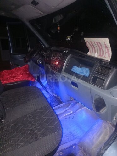 Ford Transit 2008, 500,000 km - 2.5 l - Quba