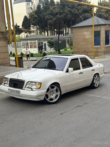 Mercedes E 280 1994, 320,000 km - 2.8 l - Bakı