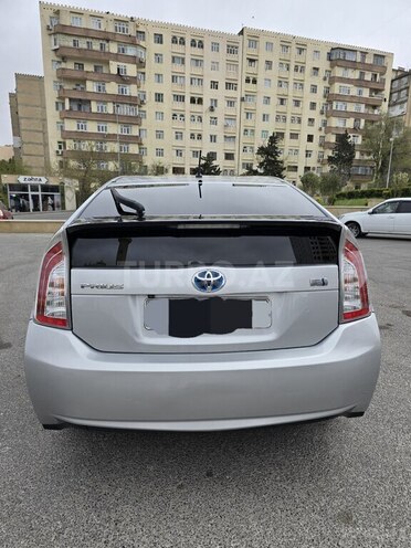 Toyota Prius 2015, 141,000 km - 1.8 л - Bakı