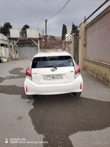 Toyota Aqua 2017, 198,000 km - 1.5 l - Bakı
