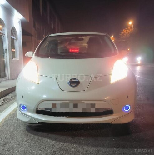Nissan Leaf 2011, 174,000 km - 0.0 l - Bakı