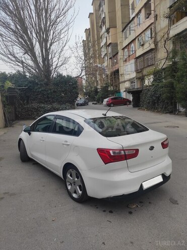 Kia Rio 2016, 130,000 km - 1.6 l - Bakı