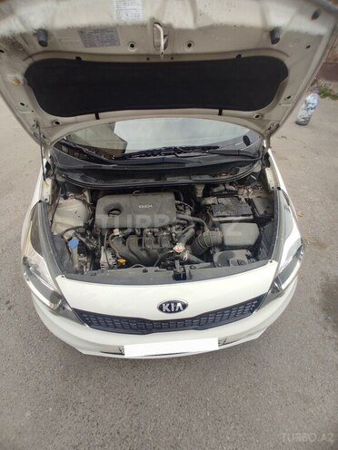 Kia Rio 2016, 130,000 km - 1.6 l - Bakı