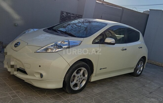 Nissan Leaf 2011, 174,000 km - 0.0 l - Bakı