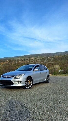 Hyundai i30 2011, 292,000 km - 1.6 l - Qusar