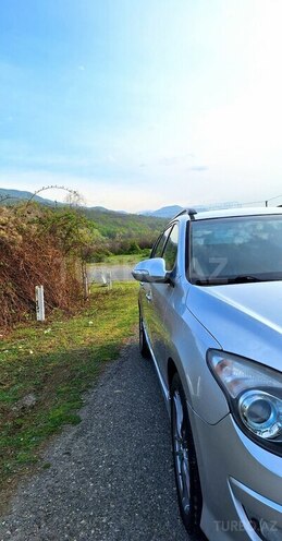 Hyundai i30 2011, 292,000 km - 1.6 l - Qusar