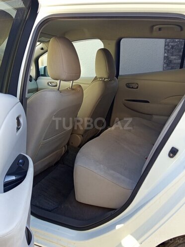 Nissan Leaf 2011, 174,000 km - 0.0 l - Bakı