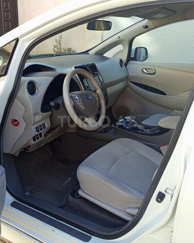 Nissan Leaf 2011, 174,000 km - 0.0 l - Bakı