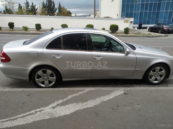 Mercedes E 270 2002, 355,700 km - 2.7 l - Bakı