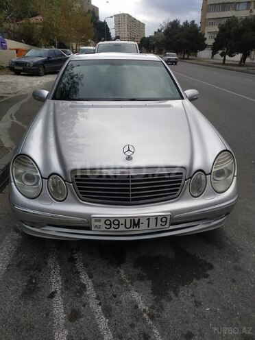 Mercedes E 270 2002, 355,700 km - 2.7 l - Bakı