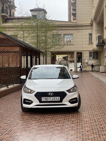 Hyundai Accent 2020, 108,000 km - 1.6 л - Bakı