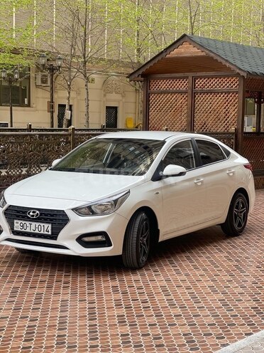 Hyundai Accent 2020, 108,000 km - 1.6 л - Bakı
