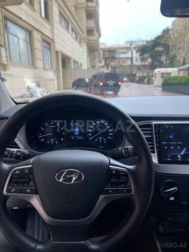 Hyundai Accent 2020, 108,000 km - 1.6 л - Bakı