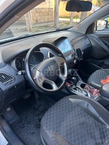 Hyundai ix35 2012, 278,000 km - 2.0 l - Bakı