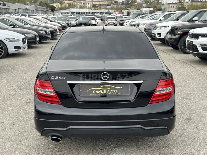 Mercedes C 250 2013, 122,000 km - 1.8 l - Bakı