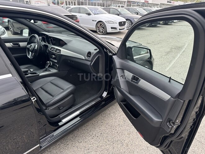 Mercedes C 250 2013, 122,000 km - 1.8 l - Bakı