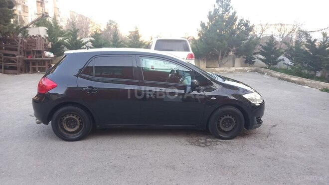 Toyota Auris 2007, 244,000 km - 1.4 l - Bakı