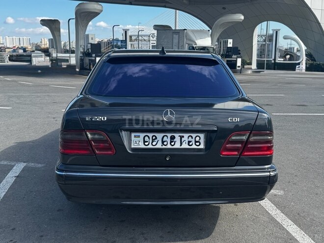 Mercedes E 220 d 2000, 325,412 km - 2.2 l - Sumqayıt