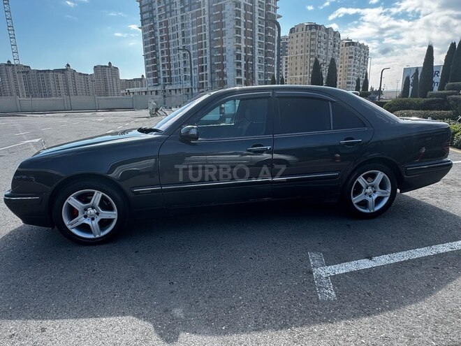 Mercedes E 220 d 2000, 325,412 km - 2.2 l - Sumqayıt