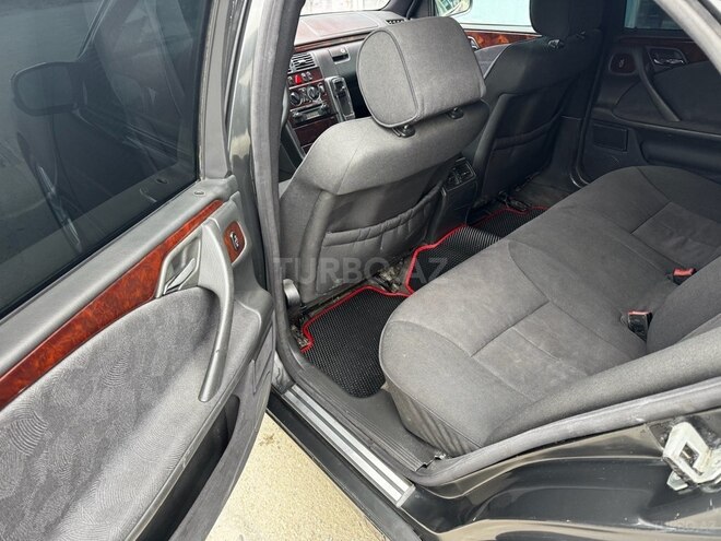 Mercedes E 220 d 2000, 325,412 km - 2.2 l - Sumqayıt
