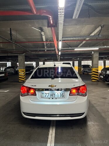 Chevrolet Cruze-10