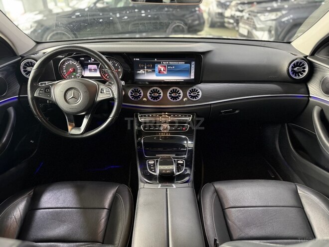 Mercedes E 220 d 2017, 208,000 km - 2.0 l - Bakı