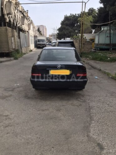 Mercedes C 220 d 1999, 339,000 km - 2.2 л - Bakı