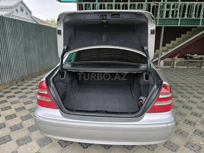 Mercedes E 320 2004, 319,000 km - 3.2 л - Bərdə