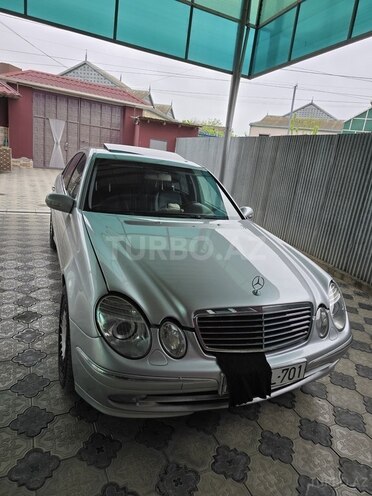 Mercedes E 320 2004, 319,000 km - 3.2 л - Bərdə