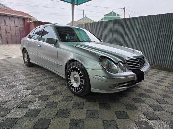 Mercedes E 320 2004, 319,000 km - 3.2 л - Bərdə