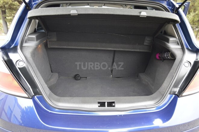 Opel Astra 2005, 261,000 km - 1.4 l - Bakı