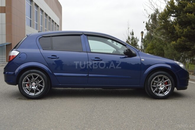 Opel Astra 2005, 261,000 km - 1.4 l - Bakı