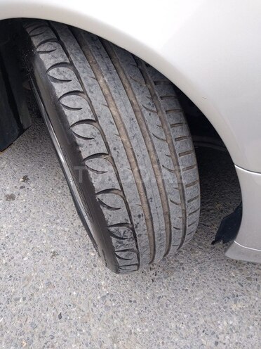 Mercedes E 320 2001, 437,000 km - 3.2 l - Bakı