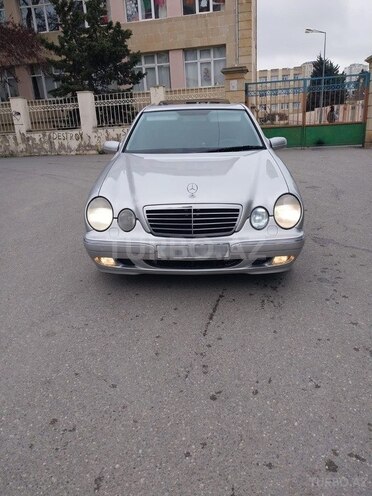 Mercedes E 320 2001, 437,000 km - 3.2 l - Bakı