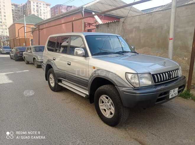 Toyota Land Cruiser Prado 1999, 282,000 km - 2.7 л - Bakı