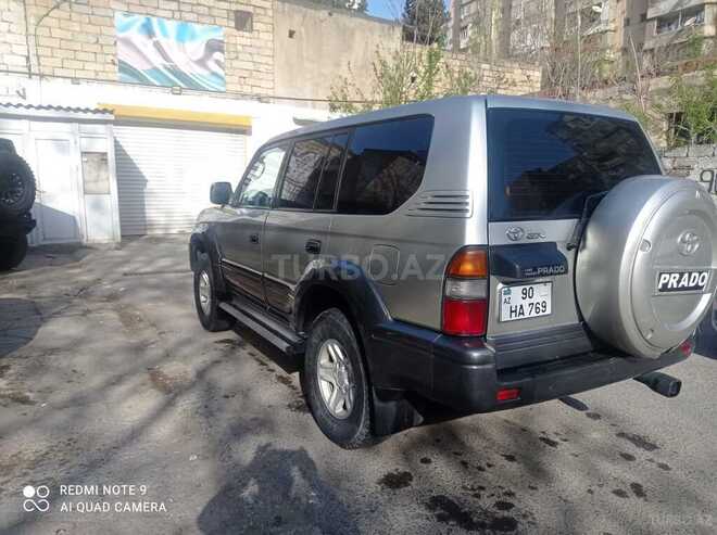 Toyota Land Cruiser Prado 1999, 282,000 km - 2.7 л - Bakı