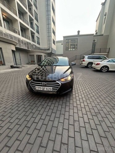 Hyundai Elantra 2018, 91,733 km - 2.0 л - Bakı