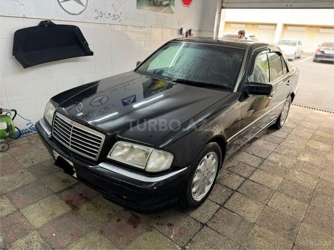 Mercedes C 230 1997, 273,000 km - 2.3 l - Bakı