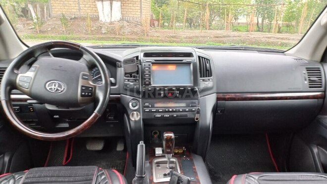 Toyota Land Cruiser 2011, 196,905 km - 4.0 л - Göyçay