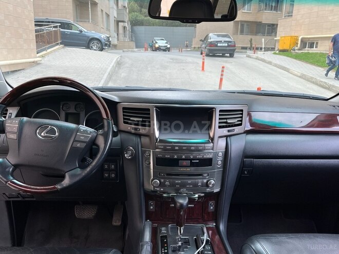 Lexus LX 570 2010, 215,000 km - 5.7 l - Bakı